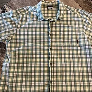 Columbia xl button up